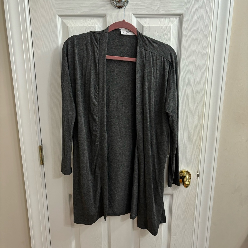 NWOT Carly Jean Los Angeles Long Cardigan